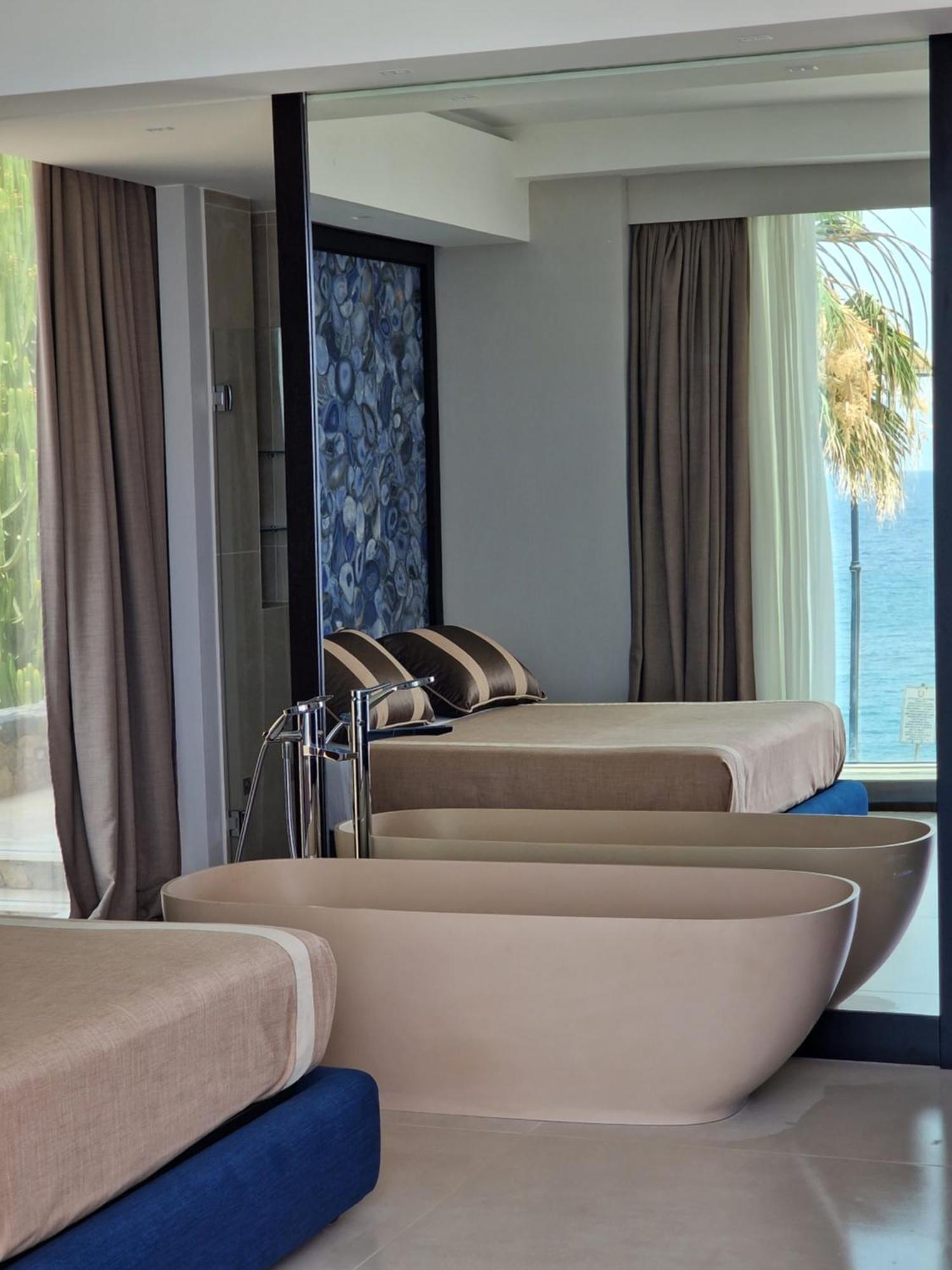 Ngonia Bay Boutique Hotel Milazzo Kültér fotó
