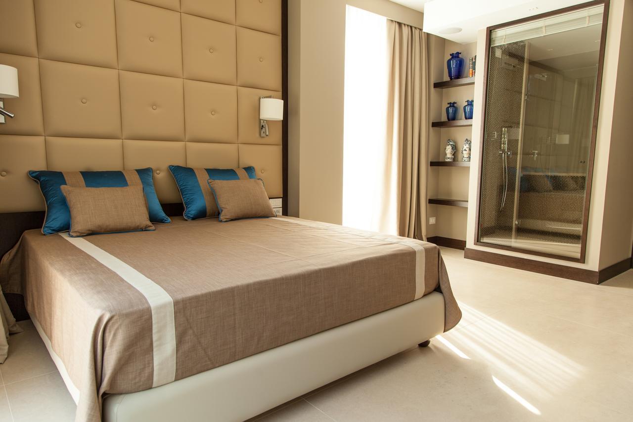 Ngonia Bay Boutique Hotel Milazzo Kültér fotó