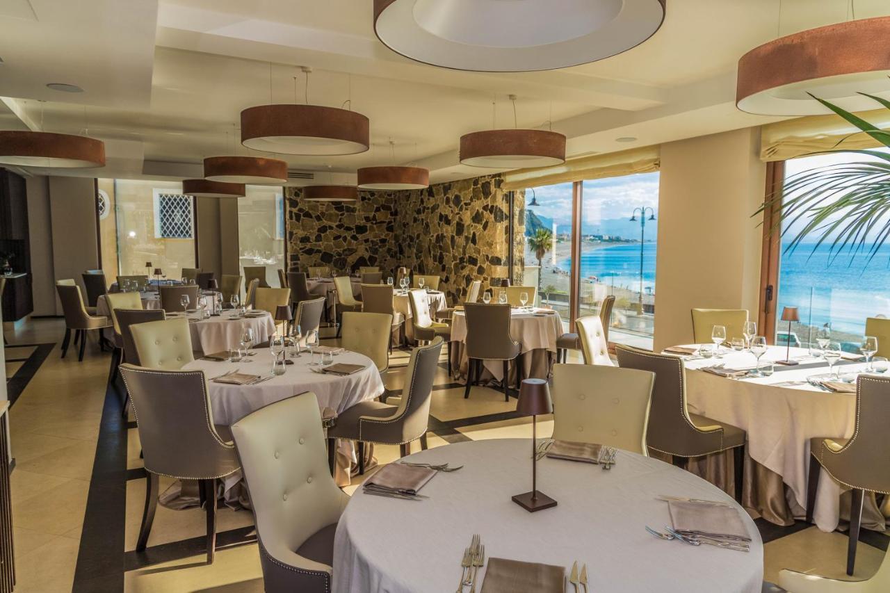 Ngonia Bay Boutique Hotel Milazzo Kültér fotó