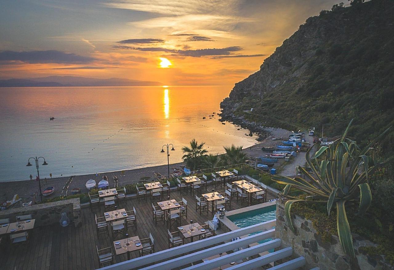 Ngonia Bay Boutique Hotel Milazzo Kültér fotó