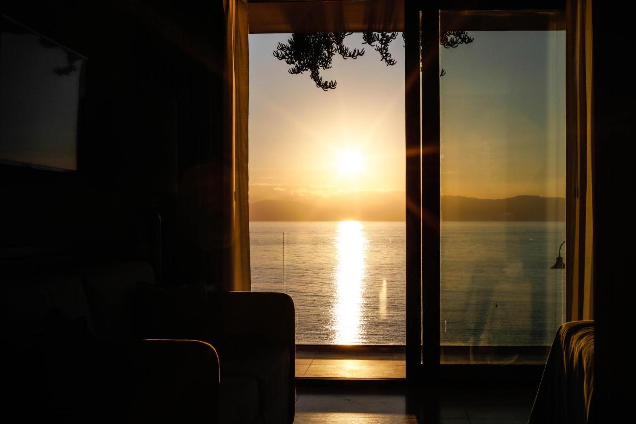 Ngonia Bay Boutique Hotel Milazzo Kültér fotó